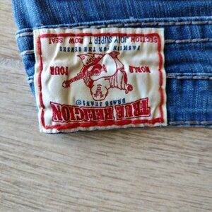 TRUE RELIGION JEANS